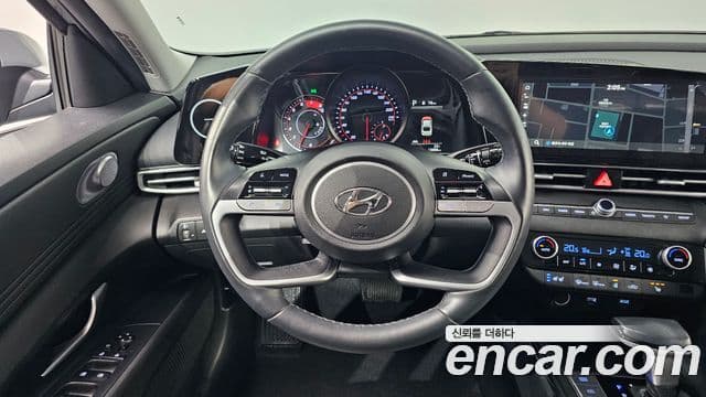 Hyundai Avante 2022 — ფოტო 13/20