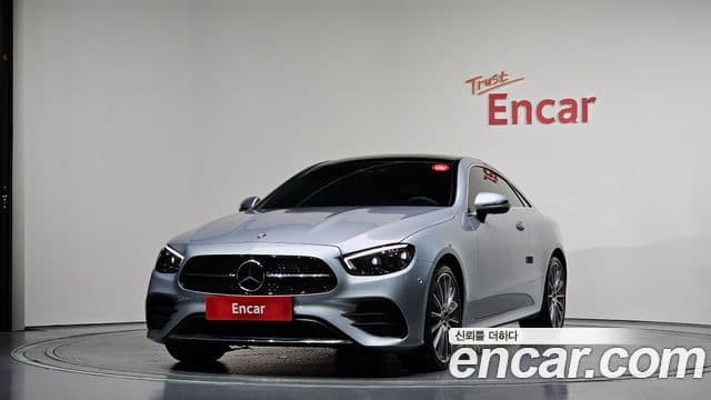 Mercedes-Benz E-Class 2023 — ფოტო 17/34
