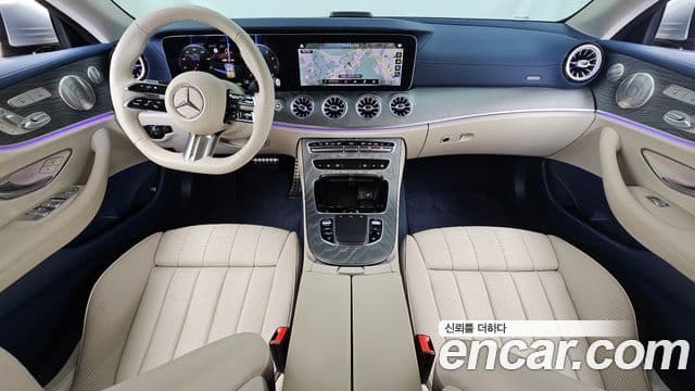 Mercedes-Benz E-Class 2023 — ფოტო 24/34