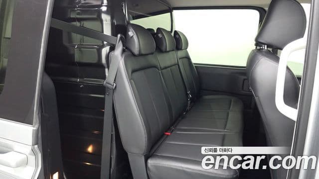 Hyundai Staria 2021 — Фото 13/20
