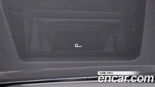 Audi Q8 2021 — Photo 10/20