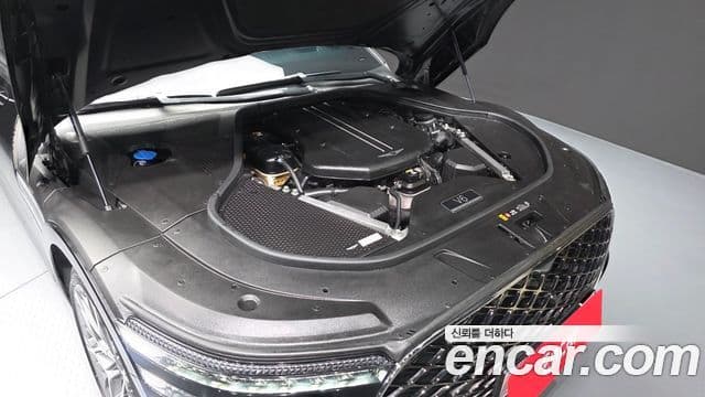 Genesis G90 2023 — Photo 13/20