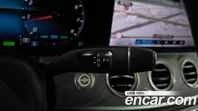 Mercedes-Benz E-Class 2021 — Şəkil 9/20