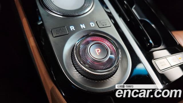 Genesis Electrified G80 2021 — Şəkil 9/20