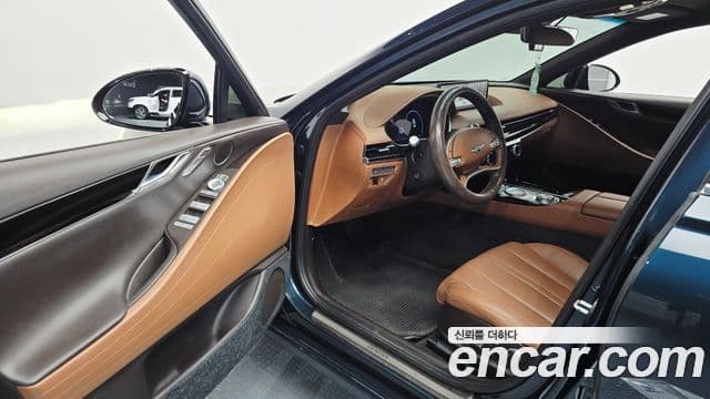 Genesis Electrified G80 2021 — Şəkil 10/20