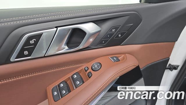 BMW X5 2025 — Photo 28/35