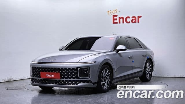 Hyundai Grandeur 2023 — Фото 1/20