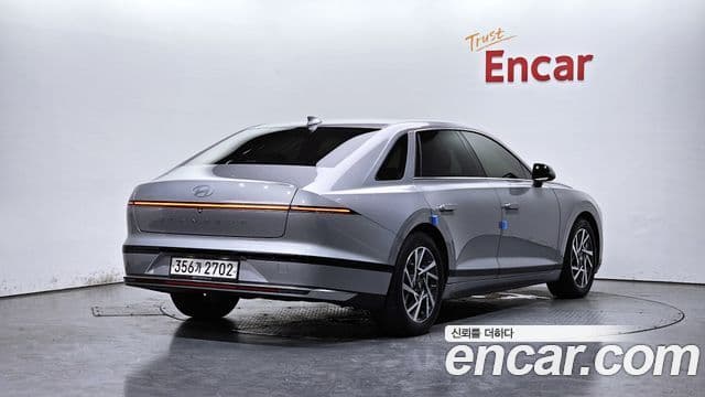 Hyundai Grandeur 2023 — Фото 2/20