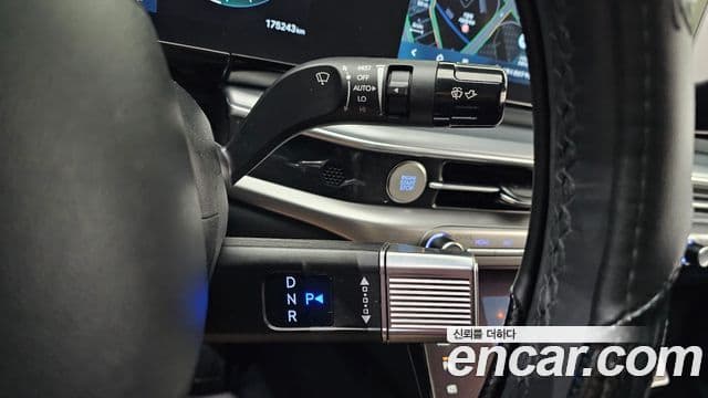 Hyundai Grandeur 2023 — Фото 9/20