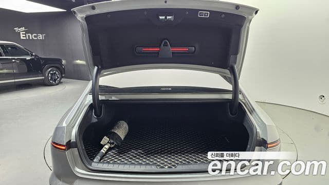 Hyundai Grandeur 2023 — Фото 20/20
