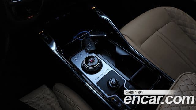Kia Sorento 2022 — ფოტო 9/20