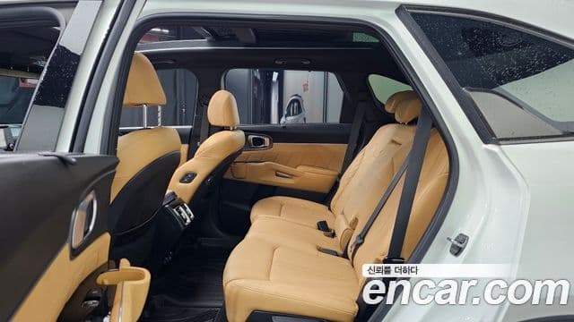 Kia Sorento 2022 — ფოტო 12/20