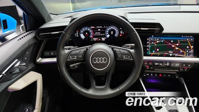 Audi A3 2023 — ფოტო 13/20