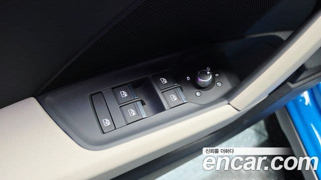 Audi A3 2023 — ფოტო 15/20