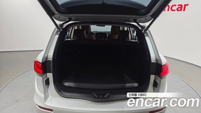 Renault Samsung QM6 2022 — Фото 18/20