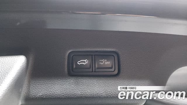 Kia Carnival 2024 — Фото 18/20