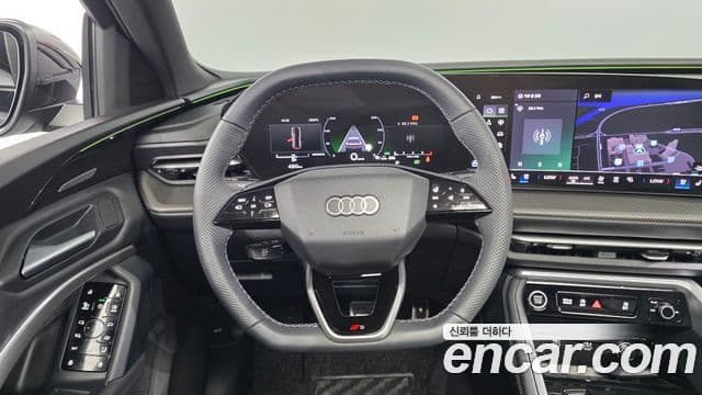 Audi Q5 2025 — Şəkil 13/20