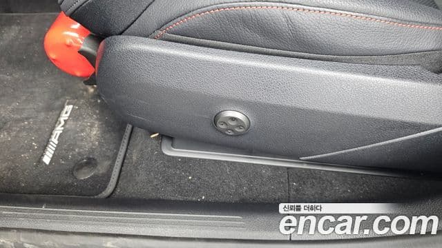 Mercedes-Benz GLC-Class 2025 — Photo 25/35