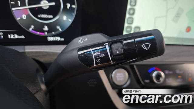 Kia K8 2021 — Şəkil 17/20