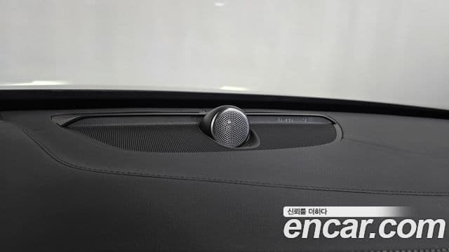 Volvo XC90 2022 — Photo 12/37