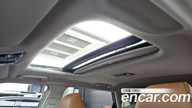 Kia Seltos 2022 — ფოტო 18/20