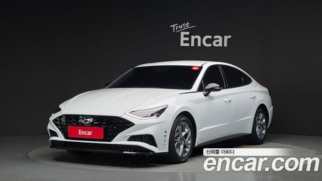 Hyundai Sonata 2022 — ფოტო 1/20