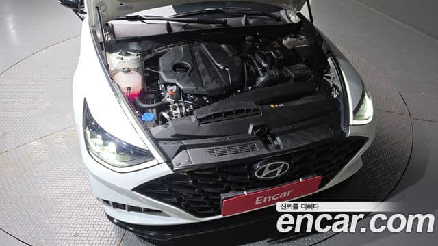 Hyundai Sonata 2022 — ფოტო 6/20