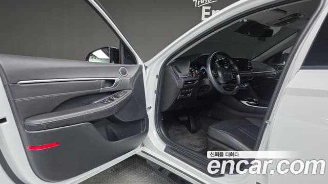 Hyundai Sonata 2022 — ფოტო 10/20