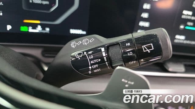 Kia Carnival 2024 — Şəkil 17/20