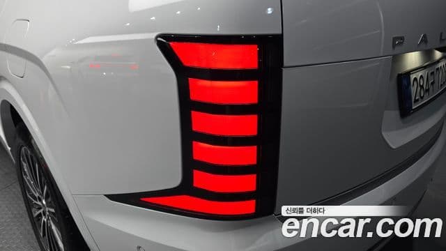 Hyundai Palisade 2025 — ფოტო 14/33