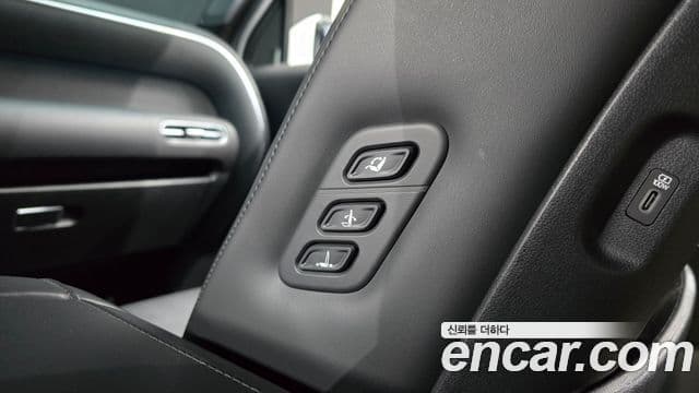 Hyundai Palisade 2025 — ფოტო 27/33
