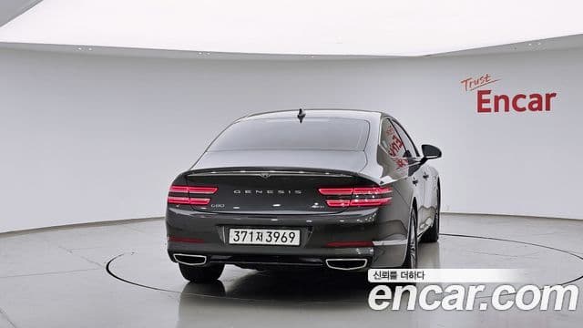 Genesis Electrified G80 2022 — Şəkil 4/20