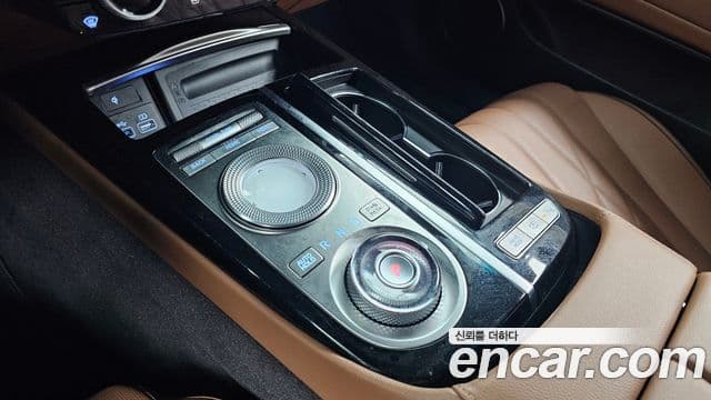 Genesis Electrified G80 2022 — ფოტო 9/20