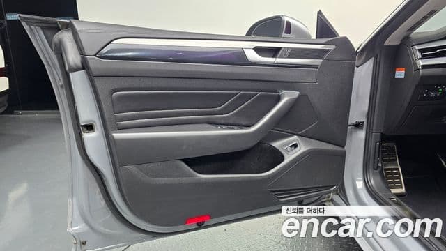 Volkswagen Arteon 2023 — Photo 31/31