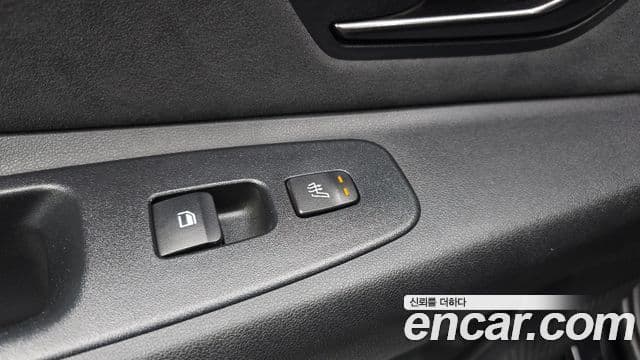 Hyundai The New Avante Hybrid 2021 — Photo 23/30
