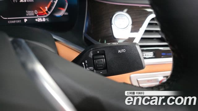 BMW 7 Series 2019 — Photo 30/39