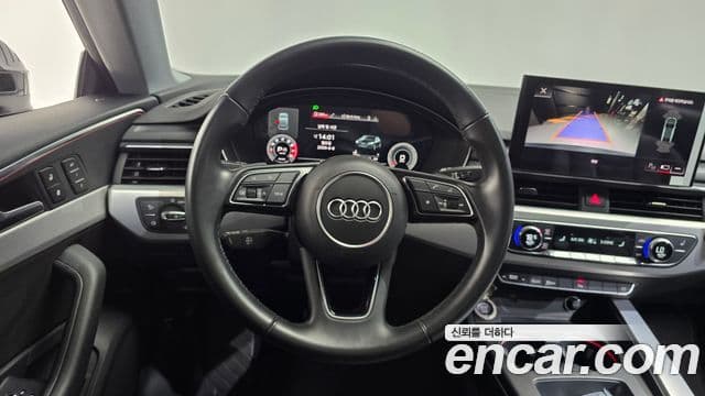 Audi A5 2021 — ფოტო 13/20