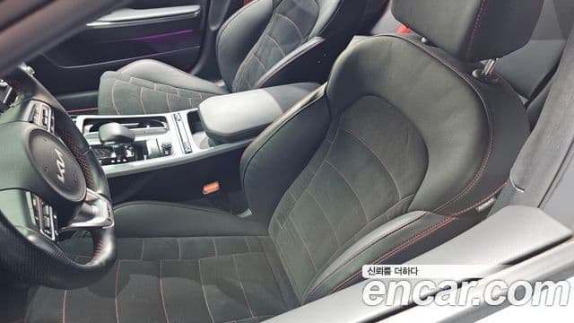 Kia Stinger Meister 2022 — Photo 37/37