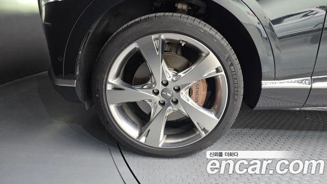 Genesis GV80 2023 — ფოტო 5/20