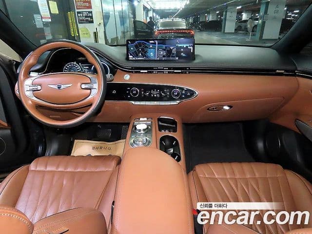 Genesis GV70 2021 — Şəkil 9/20