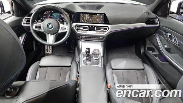 BMW 3 Series 2022 — ფოტო 7/20