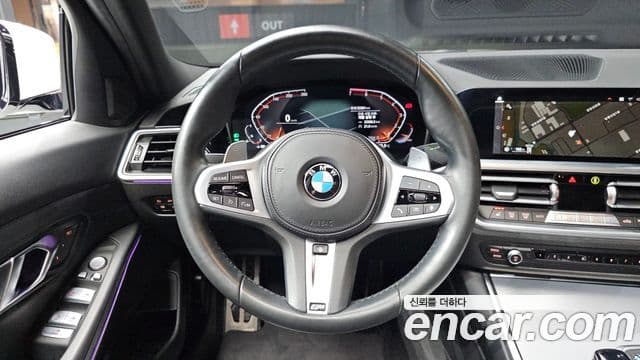 BMW 3 Series 2022 — ფოტო 13/20