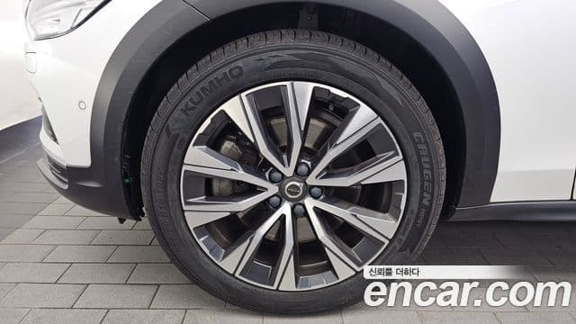 Volvo V90 Cross Country 2021 — Şəkil 5/20