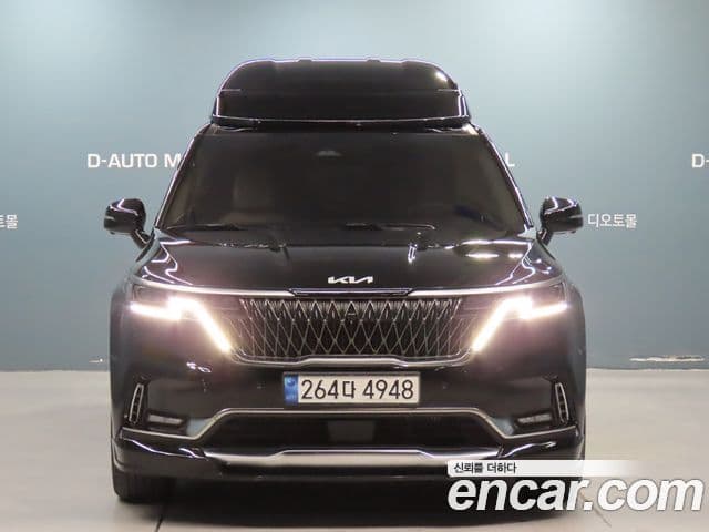 Kia Carnival 2023 — ფოტო 1/20