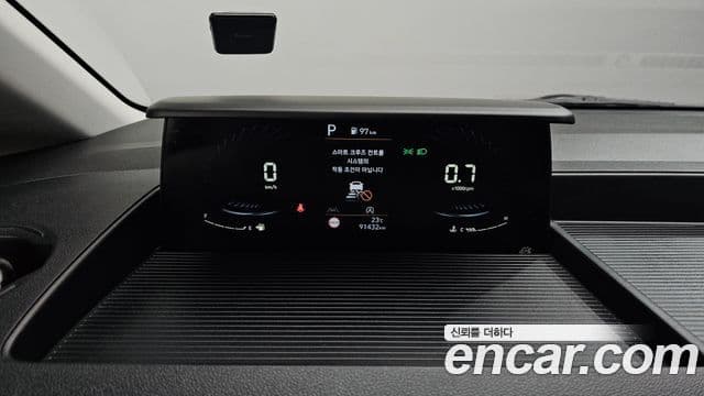 Hyundai Staria 2023 — Фото 8/20