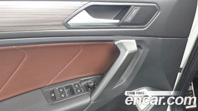 Volkswagen Tiguan Allspace 2024 — Photo 20/32