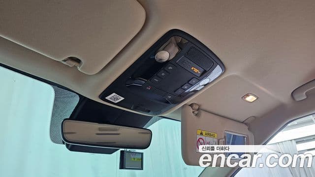 Kia Carnival 2021 — Şəkil 17/20