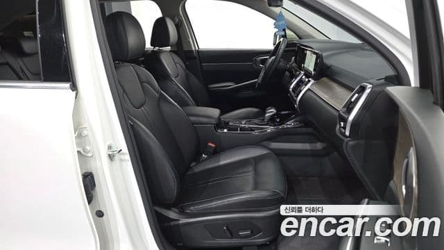 Kia Sorento 2021 — Фото 11/20