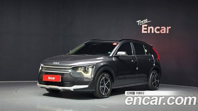 Kia Niro 2024 — ფოტო 1/20