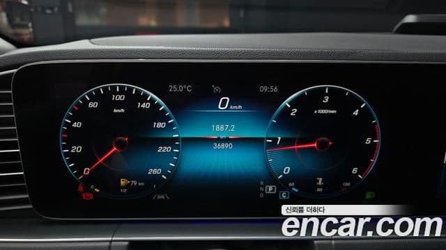 Mercedes-Benz GLE-Class 2019 — Фото 8/20